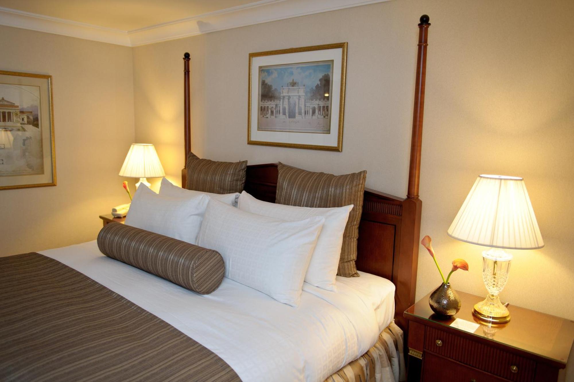 The Waterside Inn Mississauga Bilik gambar