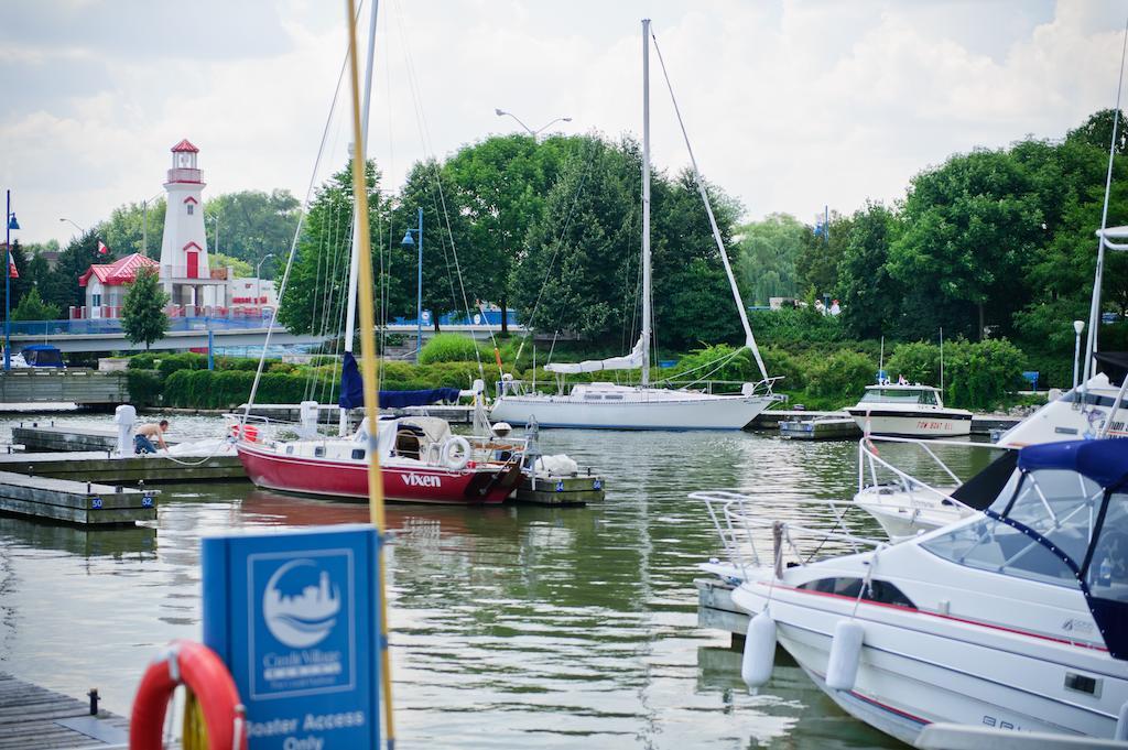 The Waterside Inn Mississauga Luaran gambar